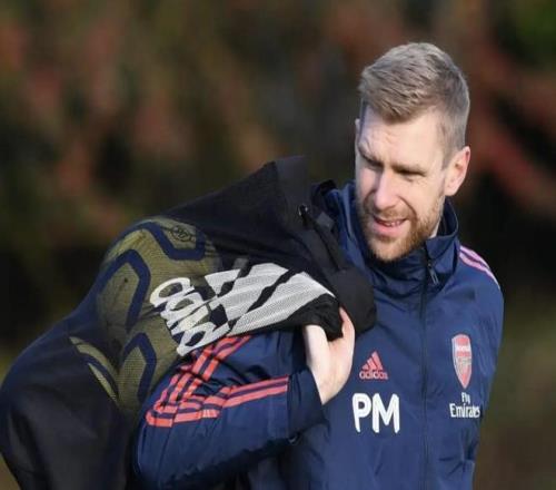 NBA,里夫斯妙传,戴维斯,爱游戏平台,爱游戏官方网站,爱游戏登录入口,爱游戏app下载