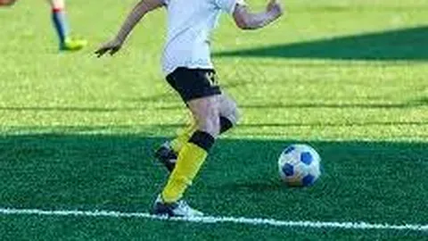 “射手对决扣篮王：20年停滞不前，杜兰特中投表现引热议”