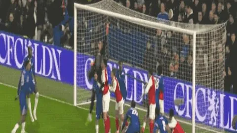 富安健洋荣获北伦敦德比赛最佳球员称号