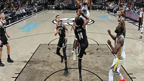 哈兰德缺席，胡梅尔斯双响助多特蒙德2-0胜比勒菲尔德，领跑德甲第6轮